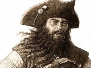 የ Blackbeard Blackbeard የህይወት ታሪክ