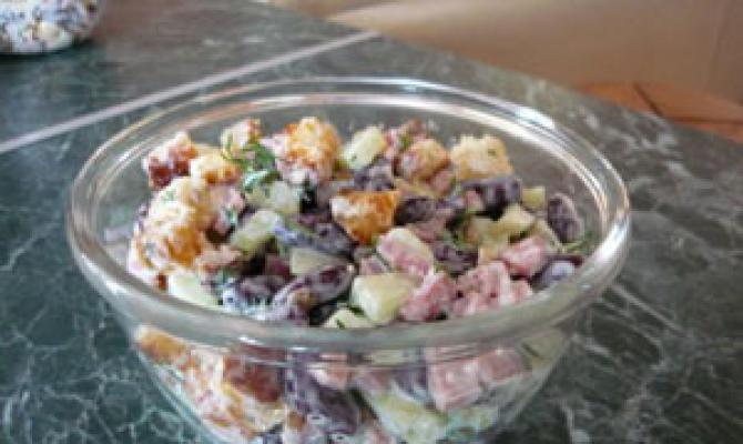 Рецепти за вкусни салати с добавка на кириеши